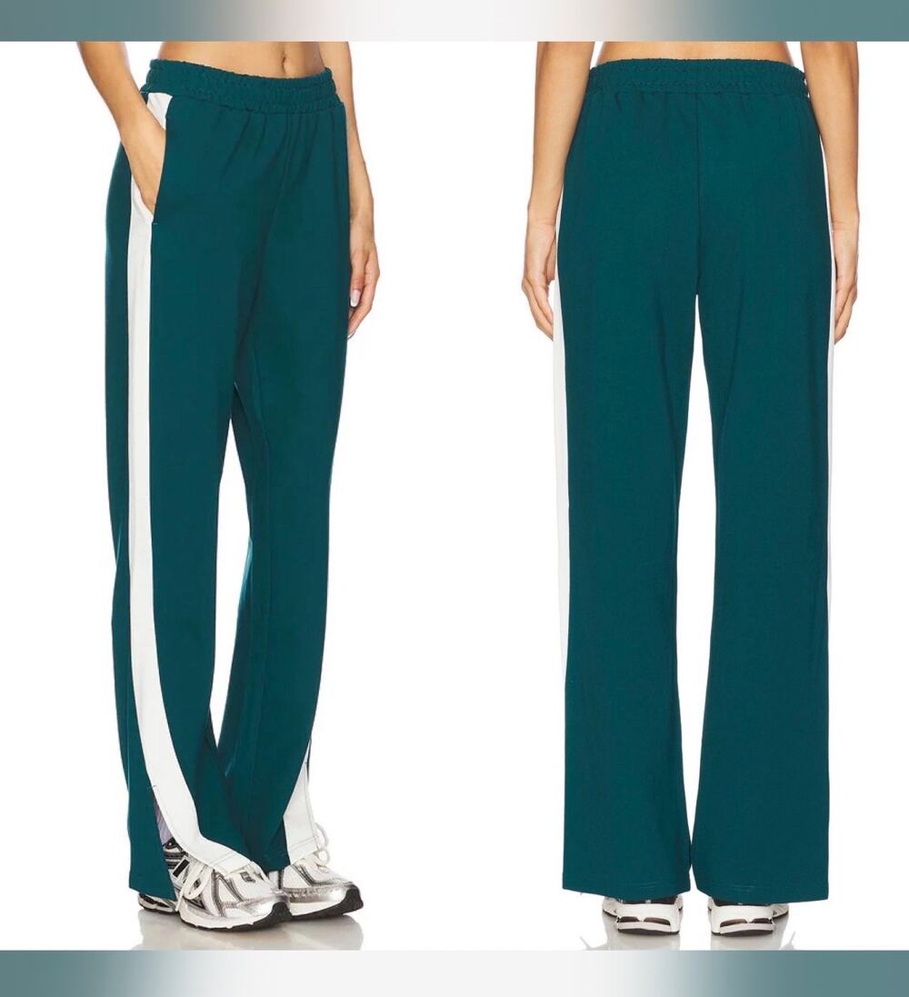Currently $145 on Revolve LSpaceBack To Back Pant in Deep Teal & Cream
Size XS